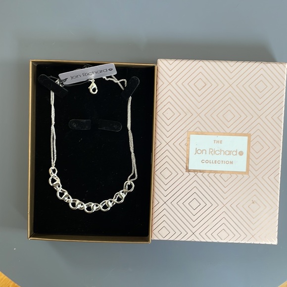 Necklace - Picture 2 of 4